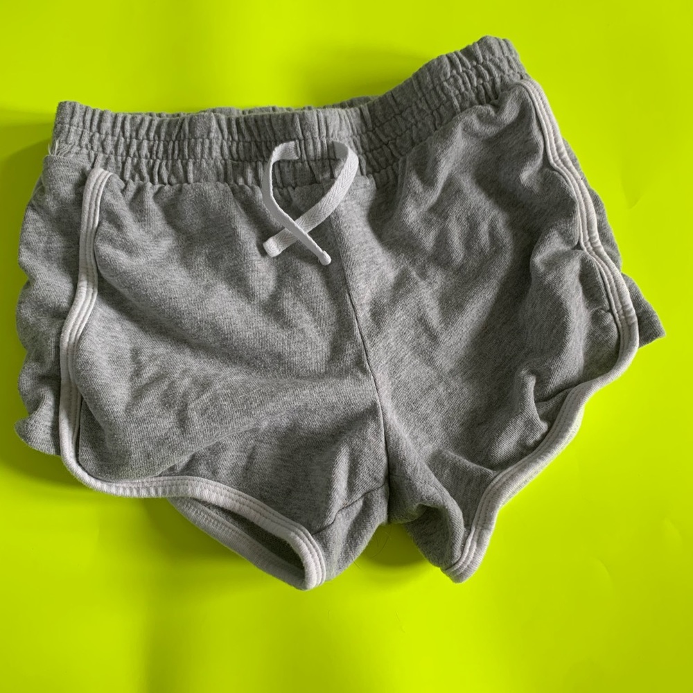 Gap shorts